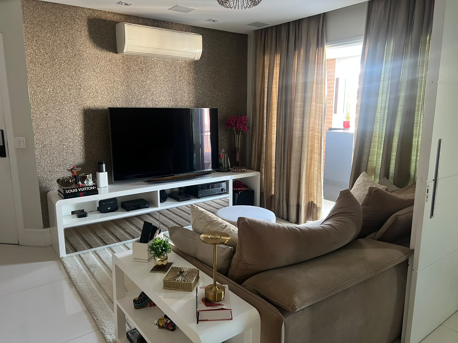 86285